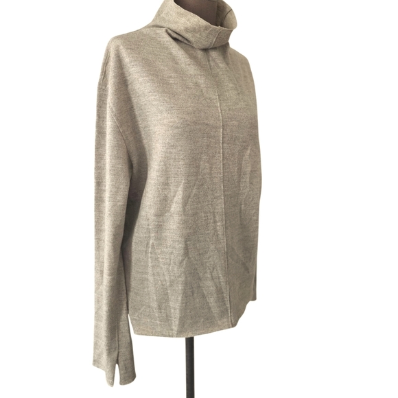 Rag & Bone Yan Wool Relaxed Fit Top in Oatmeal Size Medium NWOT - Picture 11 of 16